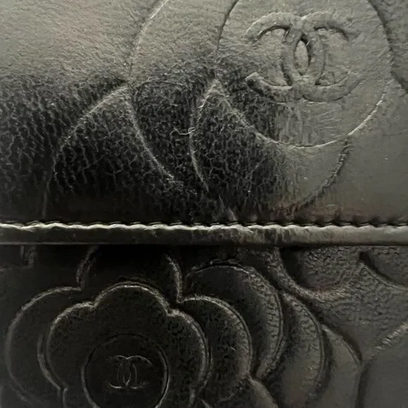 Chanel Black Lambskin Camellia Embossed Short Trifold Wallet - Picture 4 of 12